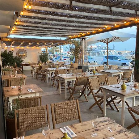 Les Vagues Hotel Saintes-Maries-de-la-Mer Exterior photo